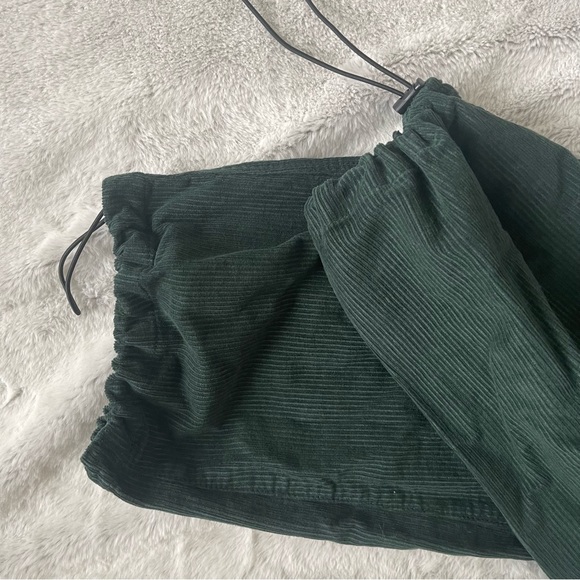 Zara Forest green corduroy parachute joggers, size XL (36-42” waist) - Picture 4 of 4